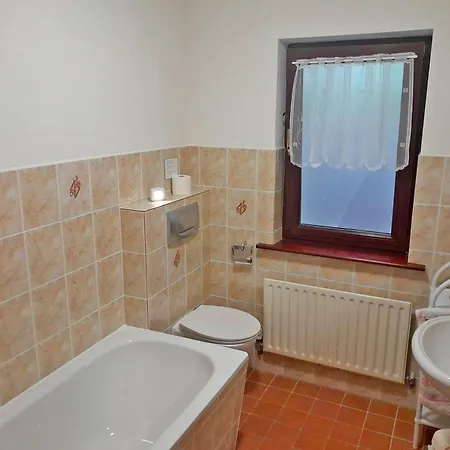 M042 Teach Trianlair *